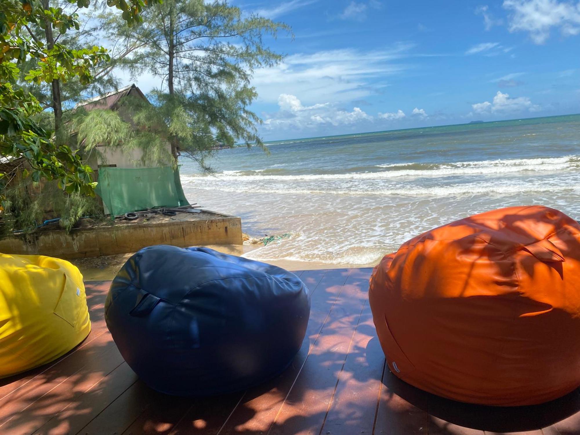 Coconut Lanta Resort @Klong Dow Beach Krabi town Kültér fotó